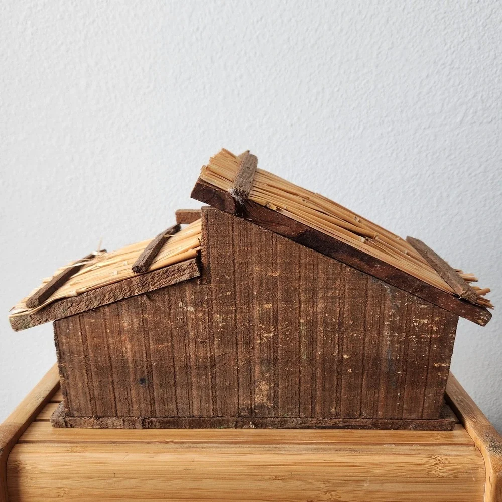Vintage Nativity Set Made in Italy Wooden‎ Barn Christmas Home Decor Religious